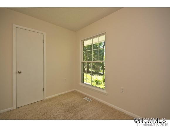 206 Pine St - Photo 13