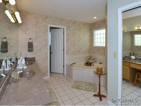 30 HILLCREEK DRIVE - Photo 12