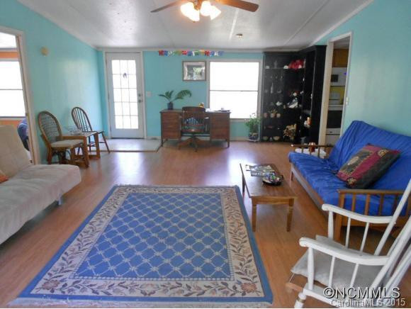 105 Blue Mountain Road - Photo 3