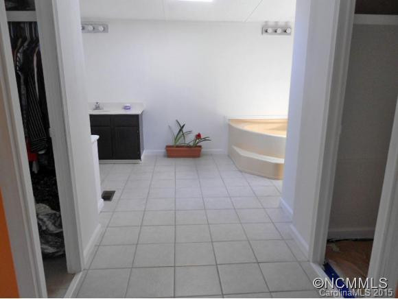 105 Blue Mountain Road - Photo 9
