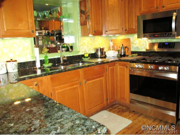 300 Rainbow Lake Drive - Photo 10