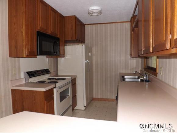 70 Westbrook Cir. - Photo 8