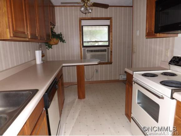 70 Westbrook Cir. - Photo 9