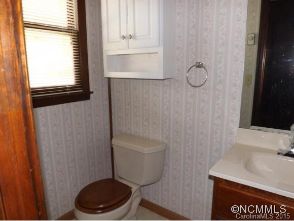 70 Westbrook Cir. - Photo 10