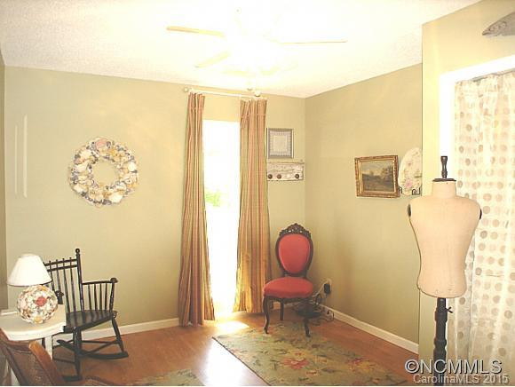 144 BEECHWOOD CIRCLE - Photo 14