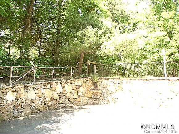 144 BEECHWOOD CIRCLE - Photo 18