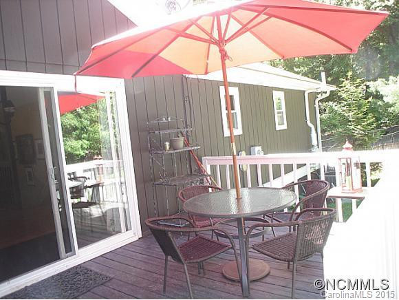144 BEECHWOOD CIRCLE - Photo 3