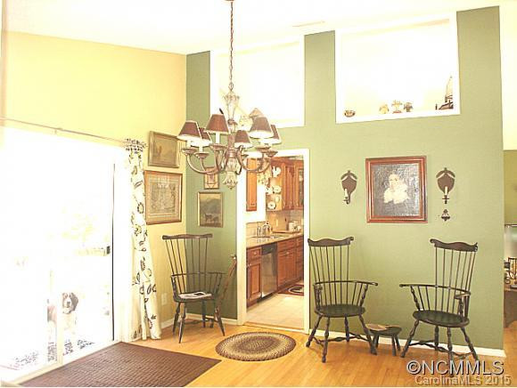 144 BEECHWOOD CIRCLE - Photo 6