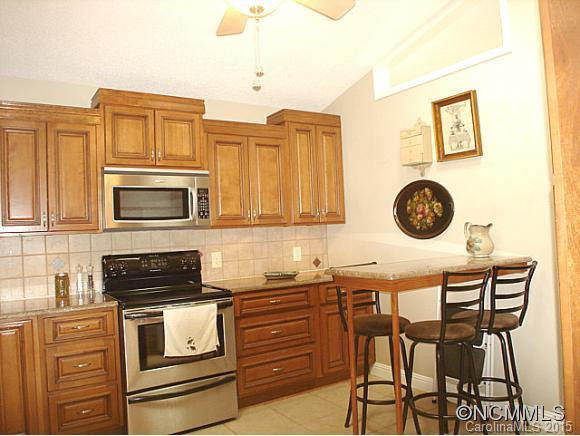 144 BEECHWOOD CIRCLE - Photo 8
