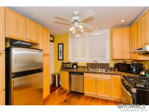 8 Castle Street - Photo 9