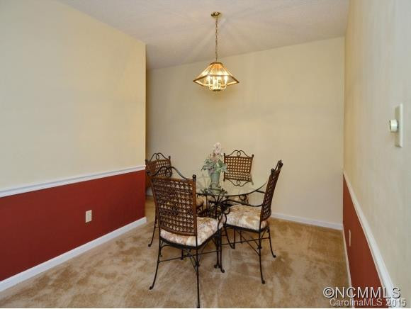 4402 ANGELUS CIRCLE - Photo 3