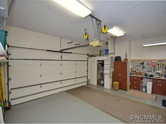 116 DEERLAKE DRIVE - Photo 16