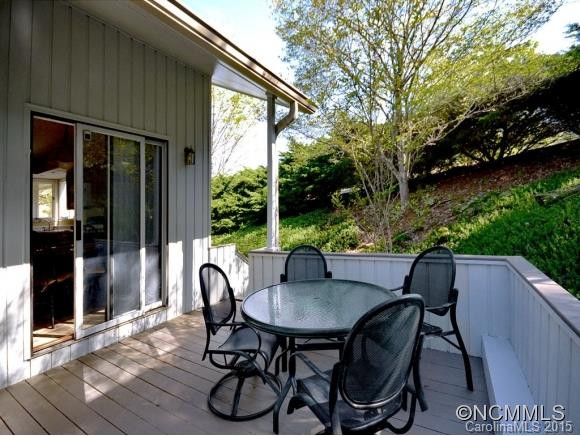 116 DEERLAKE DRIVE - Photo 18