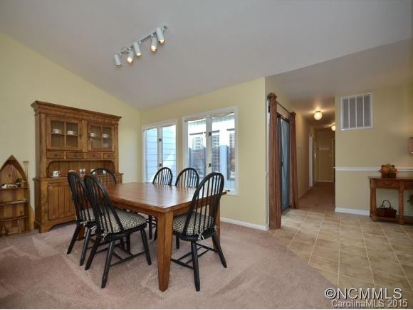 116 DEERLAKE DRIVE - Photo 7
