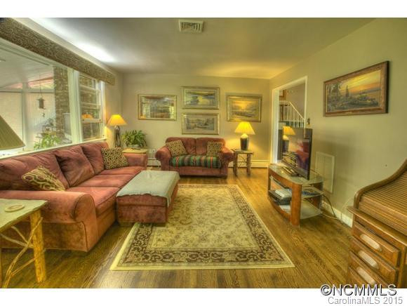 102 Grandview Drive - Photo 5