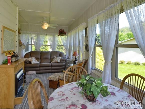 82 SUNFLOWER LANE - Photo 4