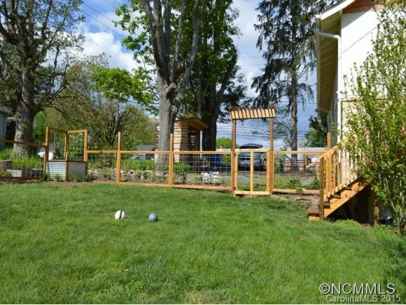 254 BREVARD ROAD - Photo 6