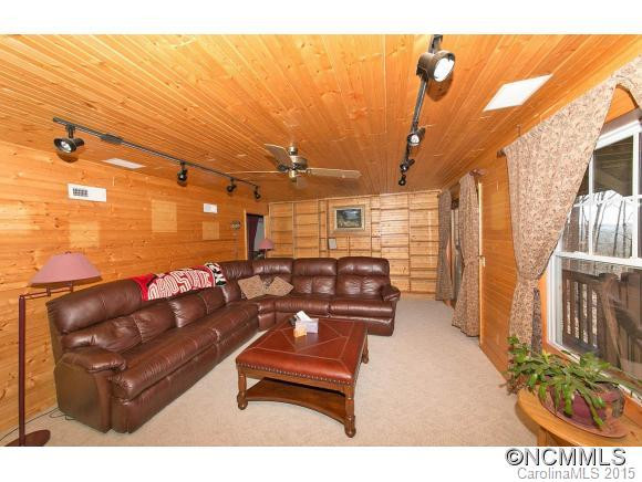440 Puppet Place - Photo 15