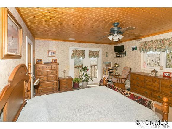 440 Puppet Place - Photo 10