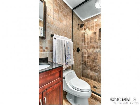 315 East Marshall Street - Photo 11