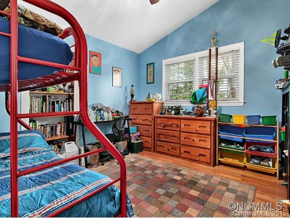 315 East Marshall Street - Photo 12