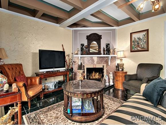315 East Marshall Street - Photo 14
