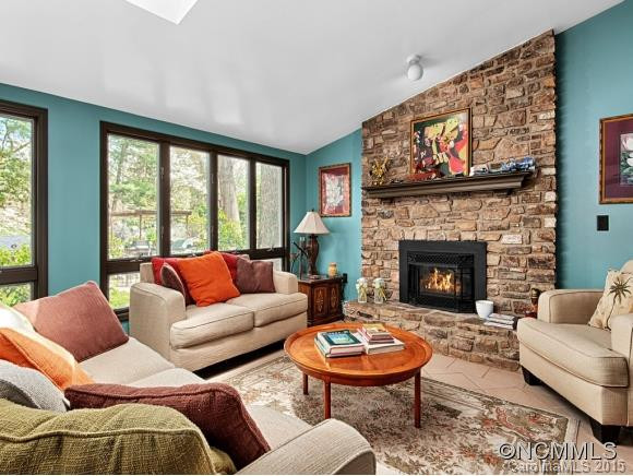 315 East Marshall Street - Photo 16