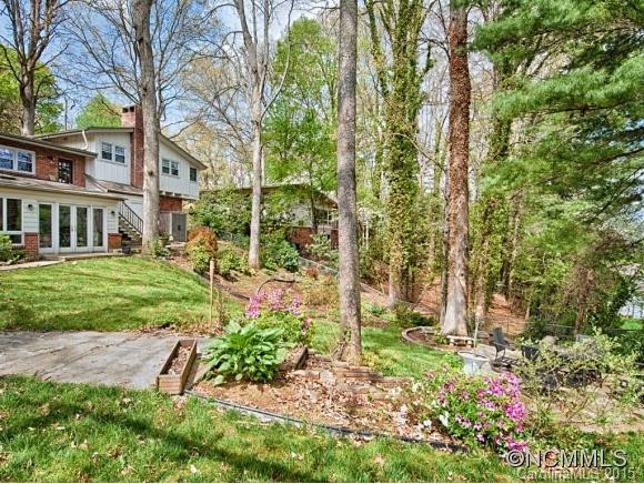315 East Marshall Street - Photo 22