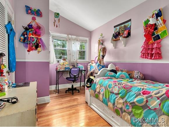 315 East Marshall Street - Photo 10
