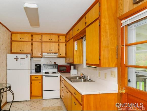 1291 Sugarloaf Road - Photo 18