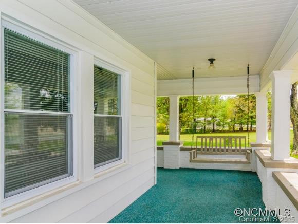 1291 Sugarloaf Road - Photo 3