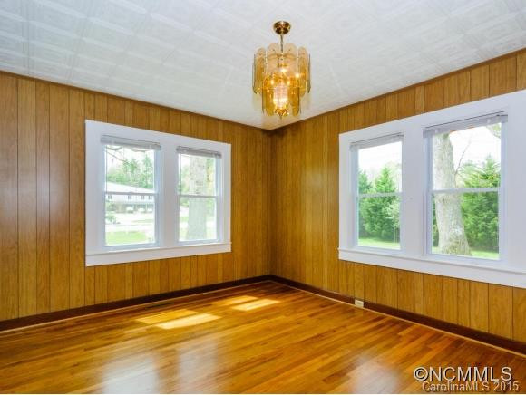 1291 Sugarloaf Road - Photo 5