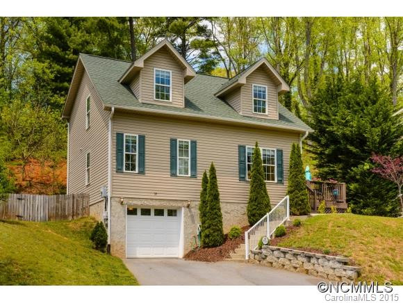 35 Oakcrest Place