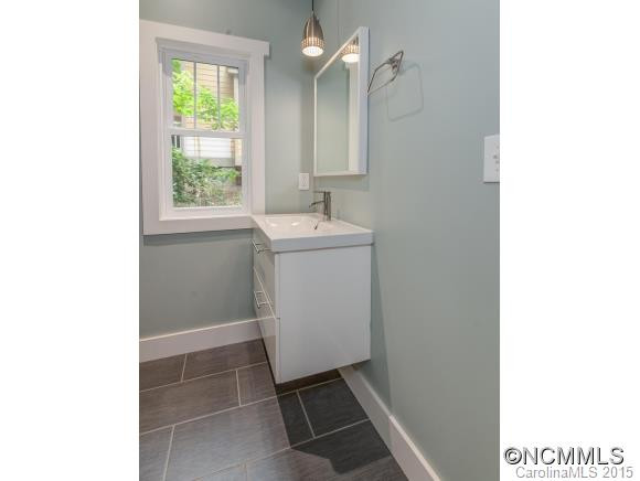 212 Wellington St - Photo 11