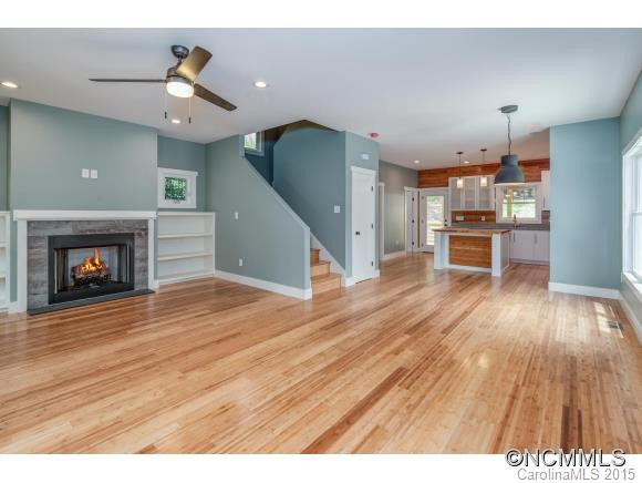 212 Wellington St - Photo 3