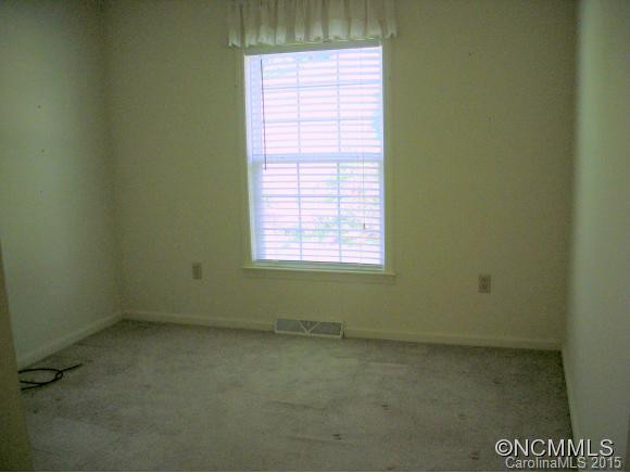 630 Paisley Ct. - Photo 10