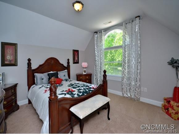 131 SHELLY Drive - Photo 13