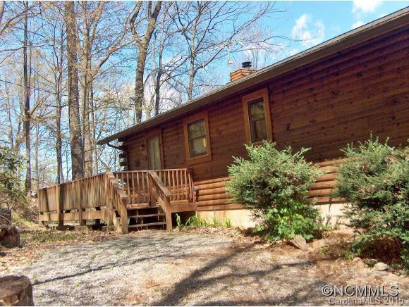 1712 SUMMIT DRIVE - Photo 2