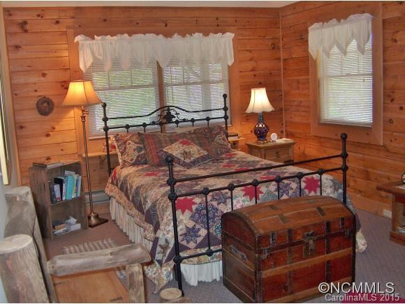 1712 SUMMIT DRIVE - Photo 13