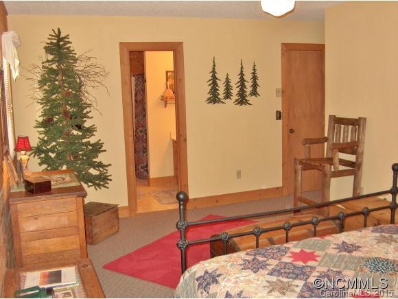 1712 SUMMIT DRIVE - Photo 14