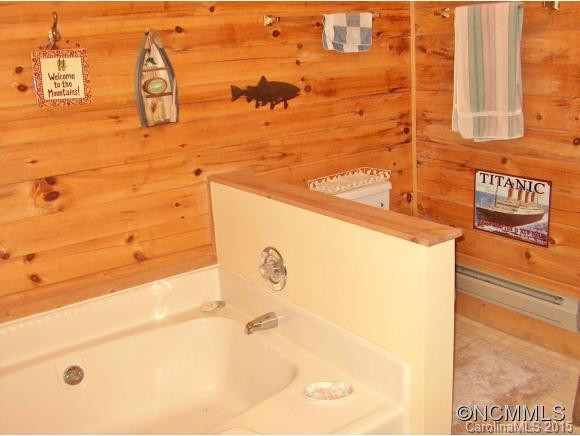 1712 SUMMIT DRIVE - Photo 16