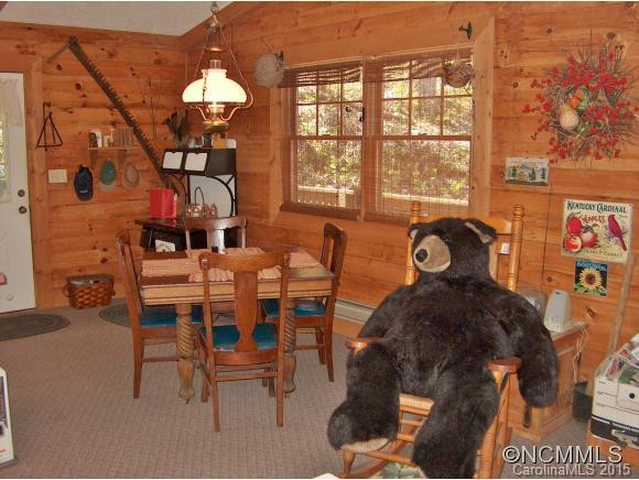 1712 SUMMIT DRIVE - Photo 7