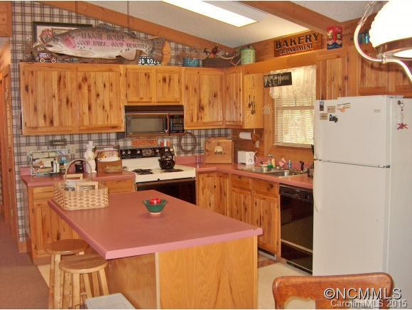 1712 SUMMIT DRIVE - Photo 9