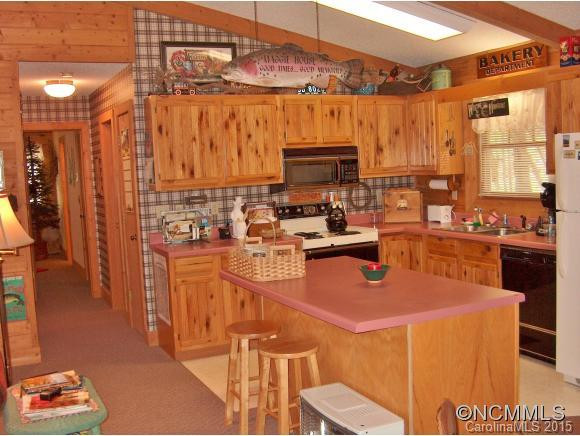 1712 SUMMIT DRIVE - Photo 10
