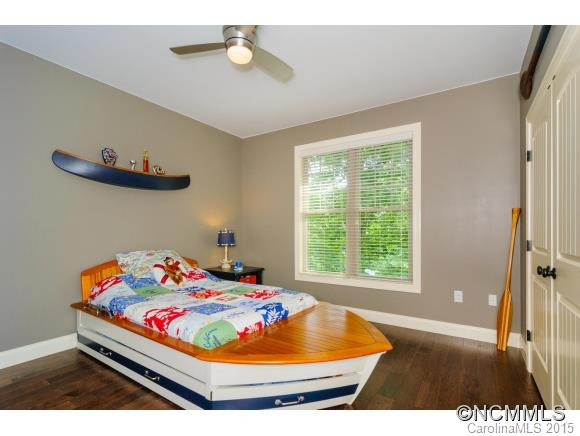 402 Holmstead Dr - Photo 14
