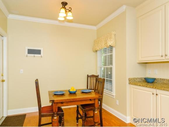118 White Ash Drive E - Photo 3