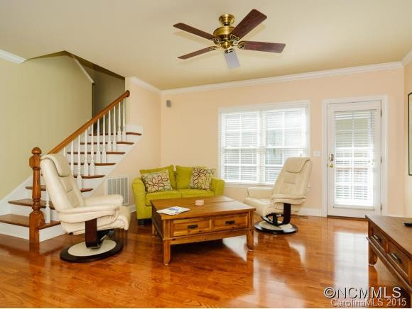 118 White Ash Drive E - Photo 5