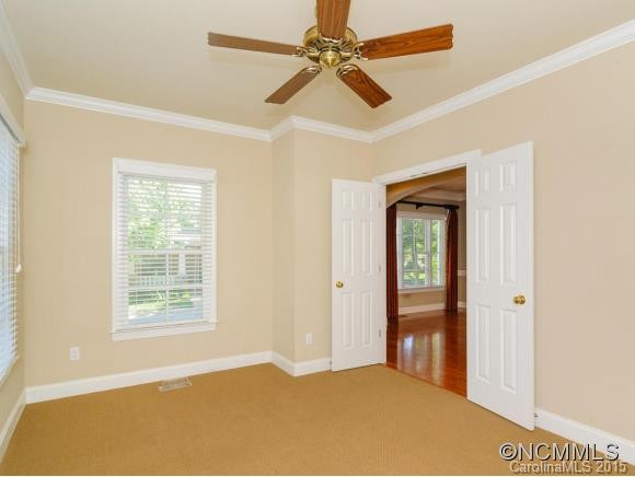 118 White Ash Drive E - Photo 9
