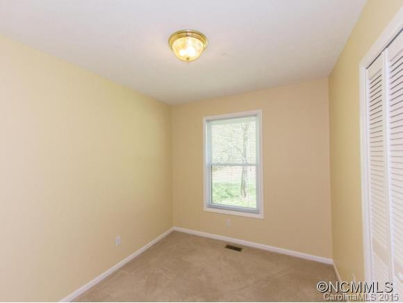 40 Greenleaf Rd - Photo 14