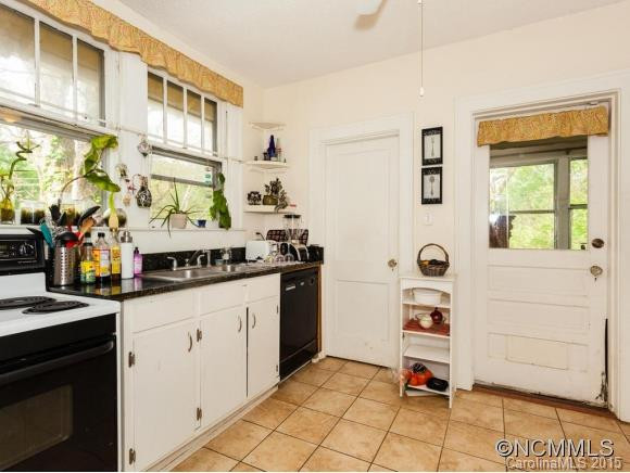 153 Hanover - Photo 10